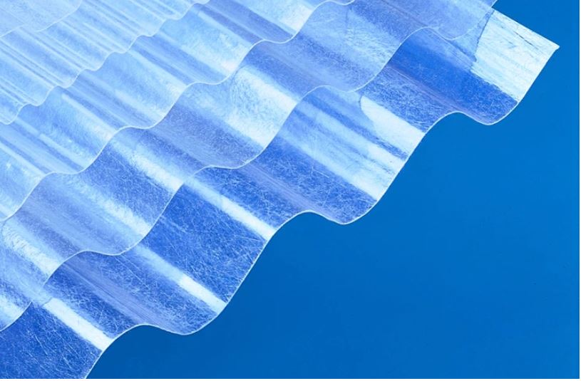 Lichtdoorlatende golfplaten